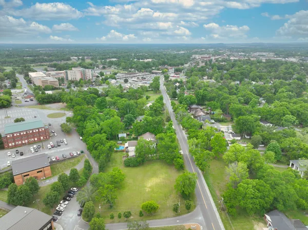 $799,900 | 655 East Main Street, Gallatin, TN 37066