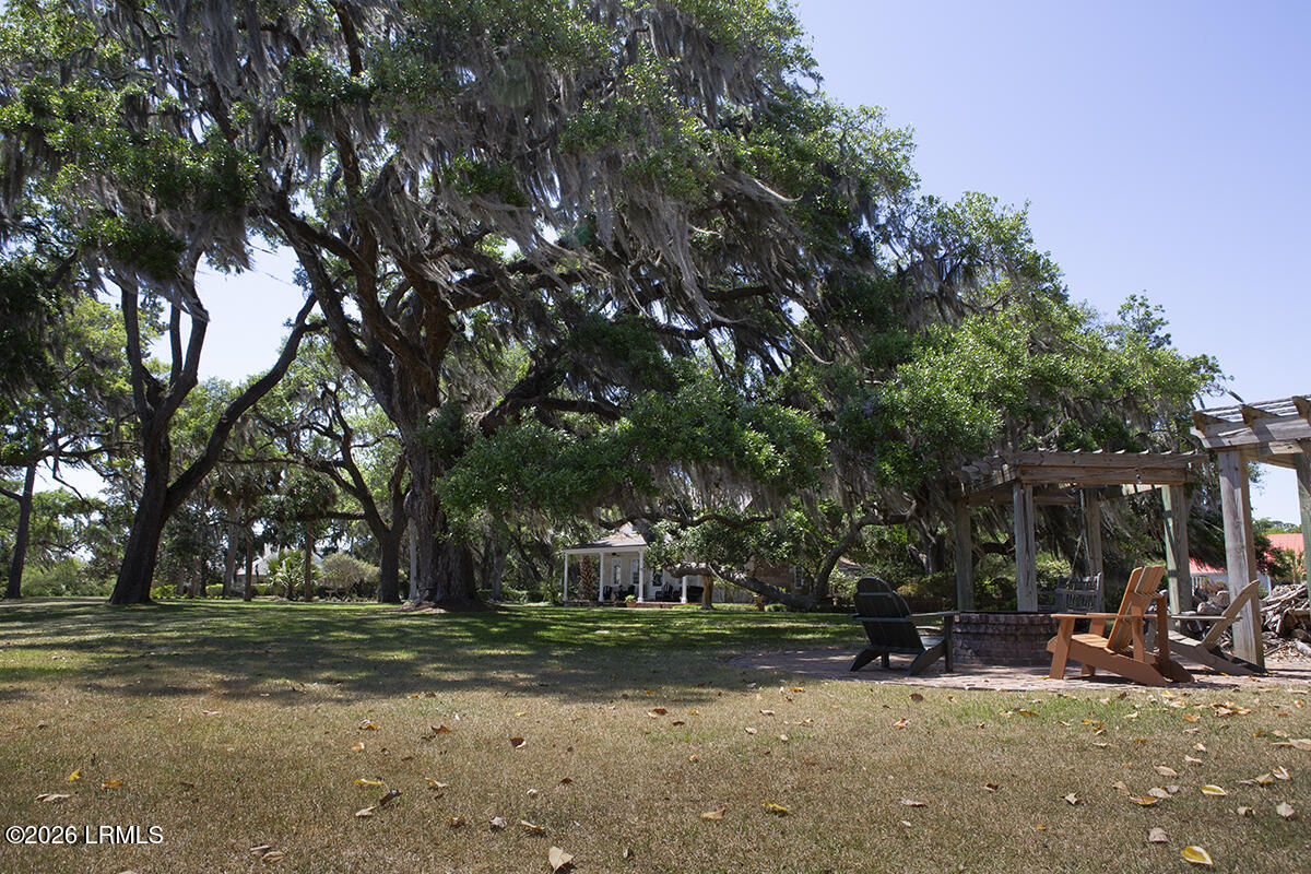 98 Gautier Place Beaufort, SC 29902 - Photo 18 of 24 Firepits and Chairs in Common Areas