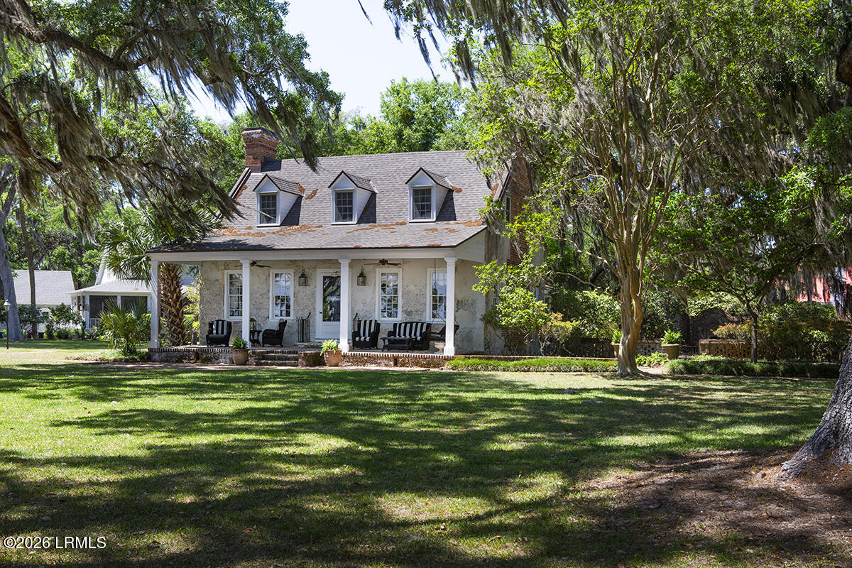 98 Gautier Place Beaufort, SC 29902 - Photo 10 of 24 Retreat House (Clubhouse)