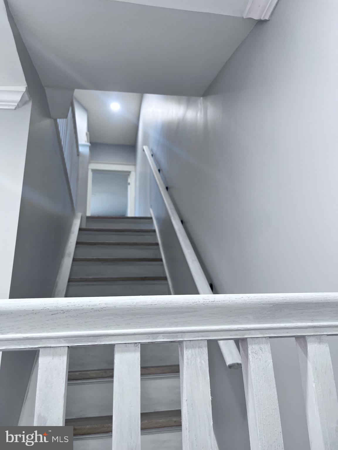 2520 West Seybert Street Philadelphia, PA 19121 - Photo 22 of 40 a view of entryway