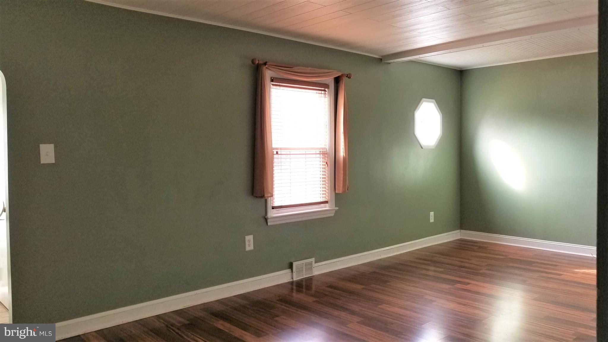 303 Town Centre Brooklawn, NJ 08030 - Photo 4 of 23