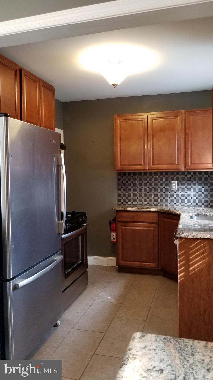 303 Town Centre Brooklawn, NJ 08030 - Photo 8 of 23