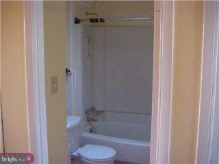 3253 Morning Glory Road Philadelphia, PA 19154 - Photo 5 of 6 Gallery Image 5