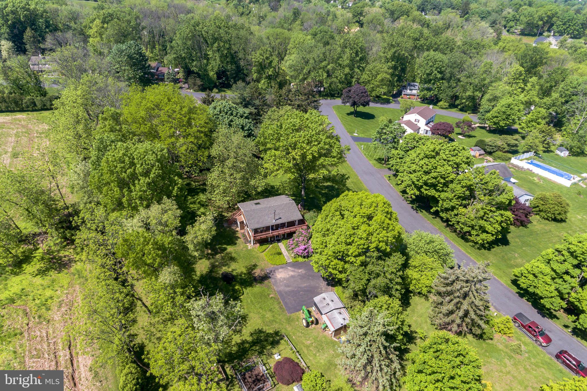 36 Far View Road Chalfont, PA 18914 - Photo 4 of 33 Gallery Image 4