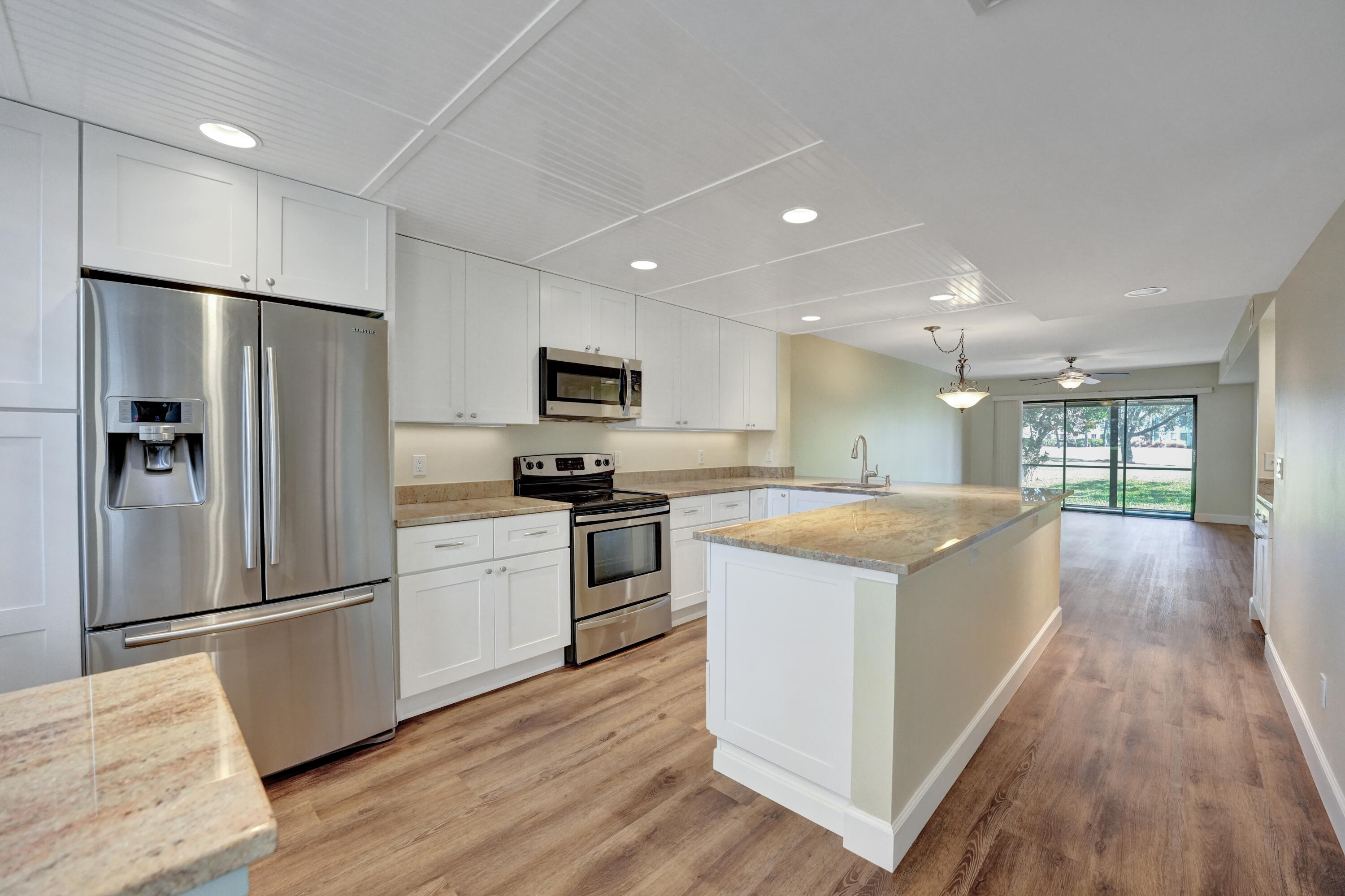 2001 Keystone Drive, Unit B Jupiter, FL 33458 - Photo 2 of 50 RJP00871