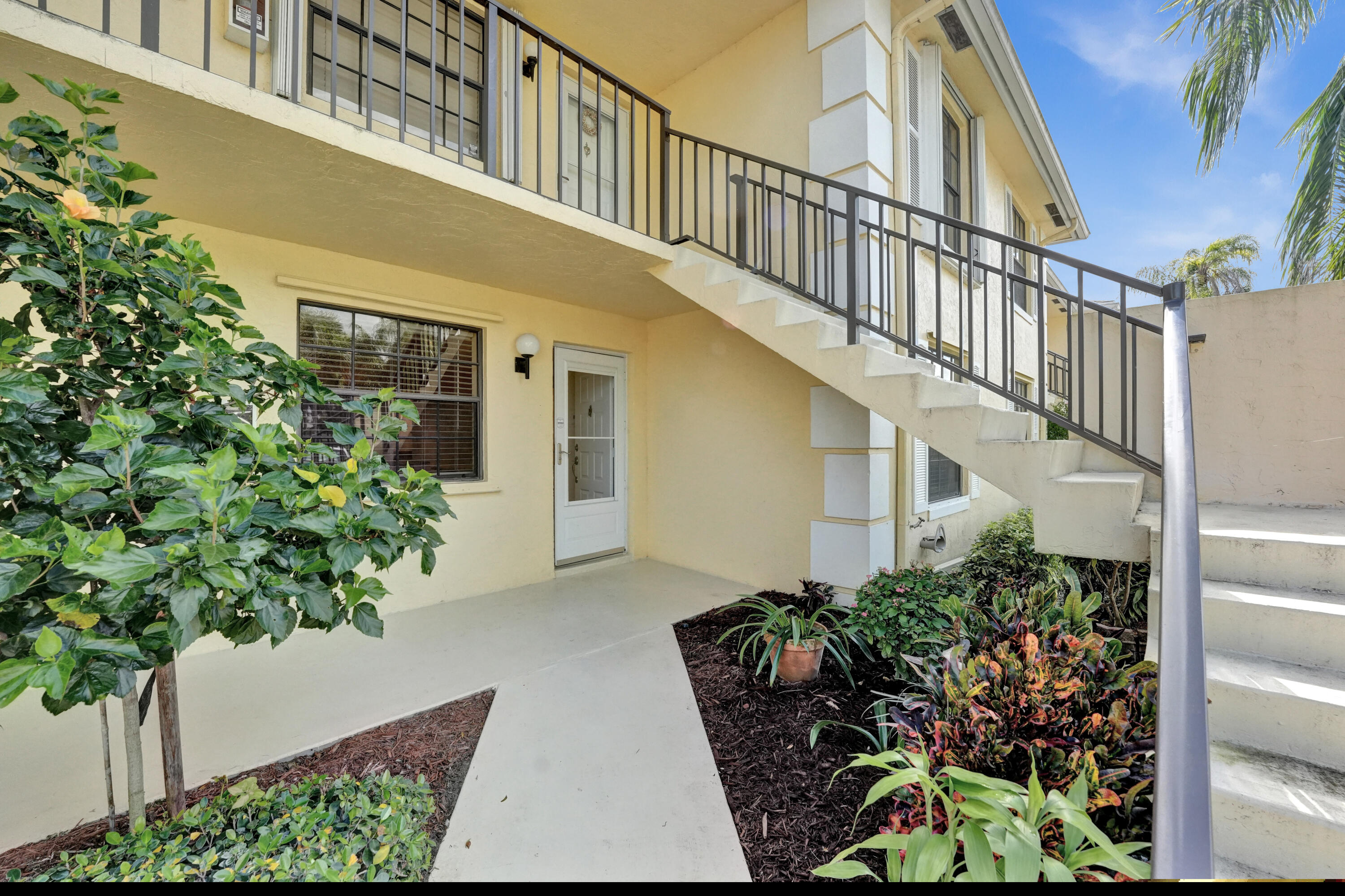 2001 Keystone Drive, Unit B Jupiter, FL 33458 - Photo 35 of 50 RJP00973