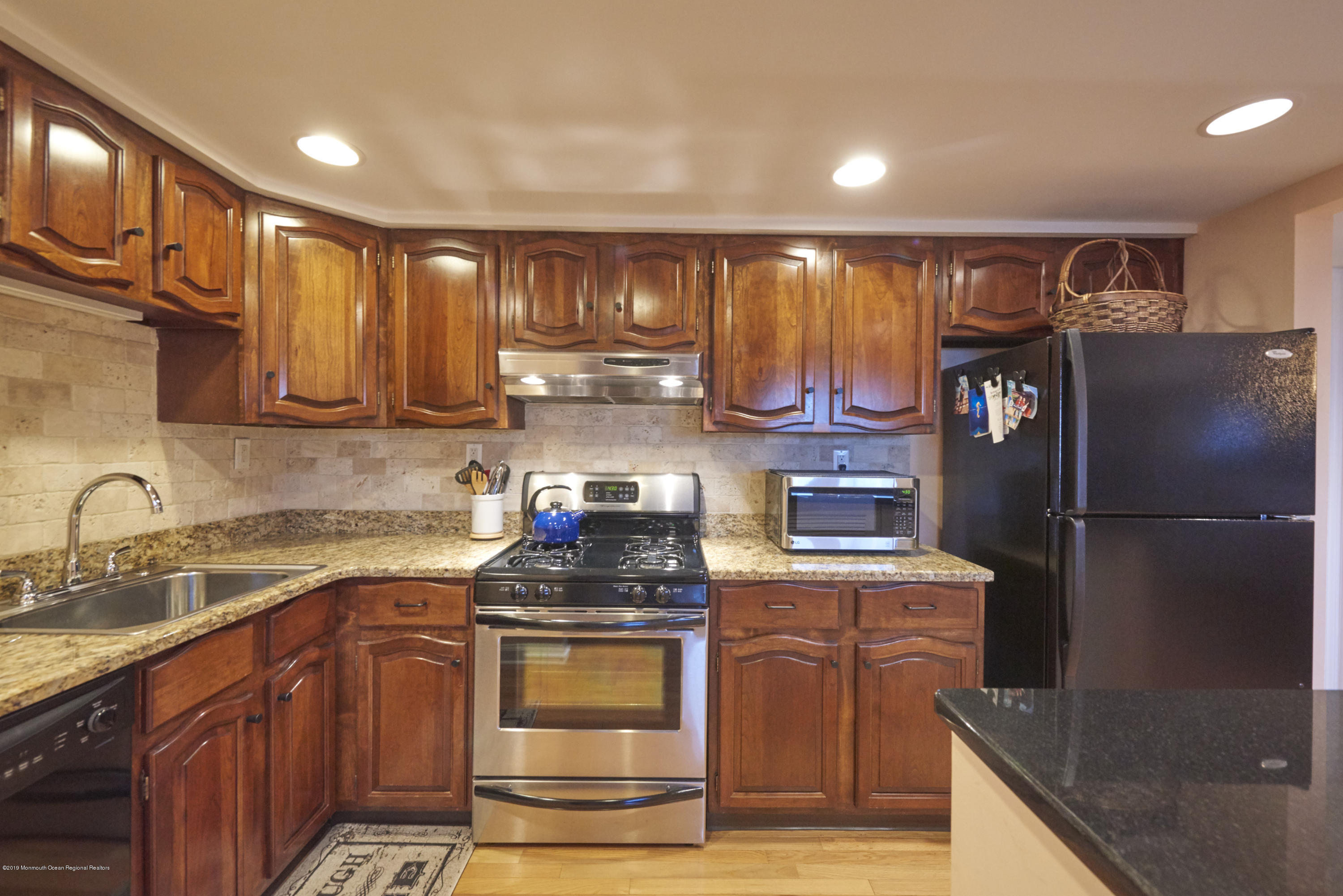30 Portland Road, Unit 22 Highlands, NJ 07732 - Photo 9 of 23 BAP_9456