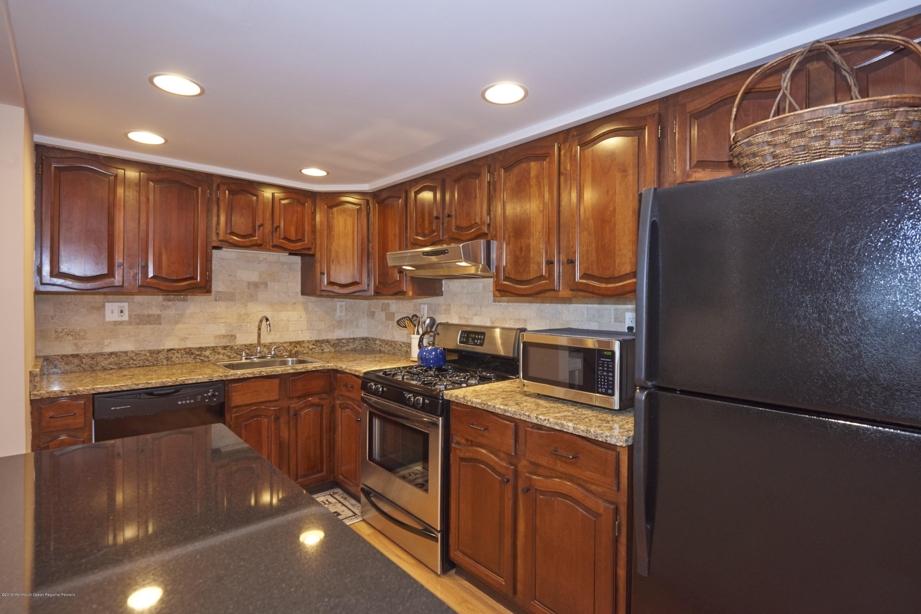 30 Portland Road, Unit 22 Highlands, NJ 07732 - Photo 10 of 23 BAP_9455
