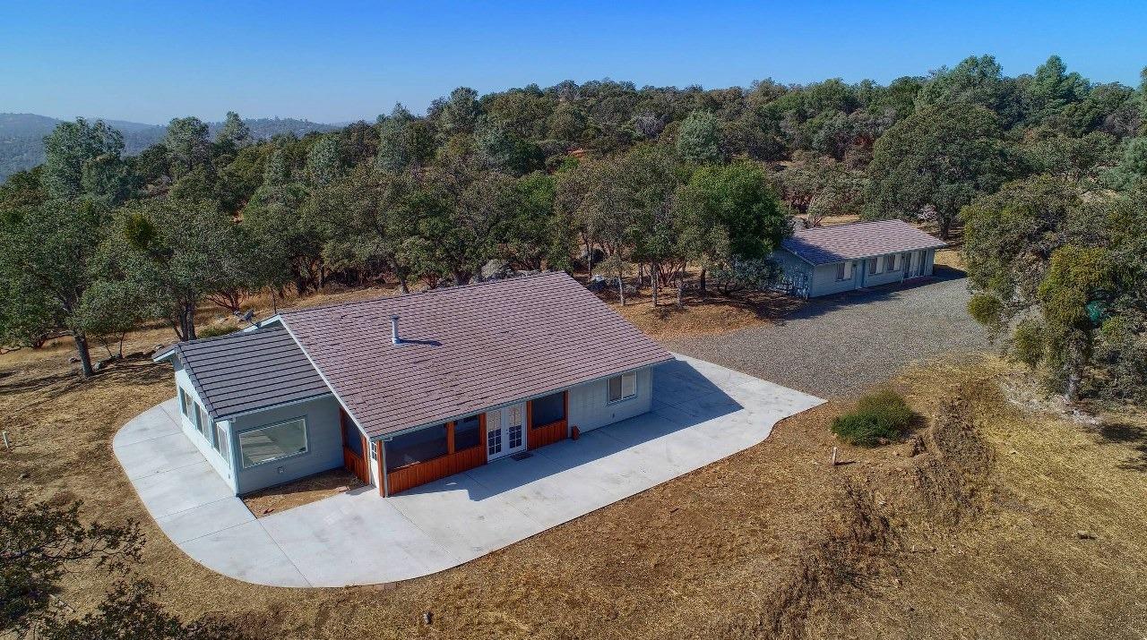 4840 Moonshadow Road Mariposa, CA 95338 - Photo 1 of 48 Gallery Image 1