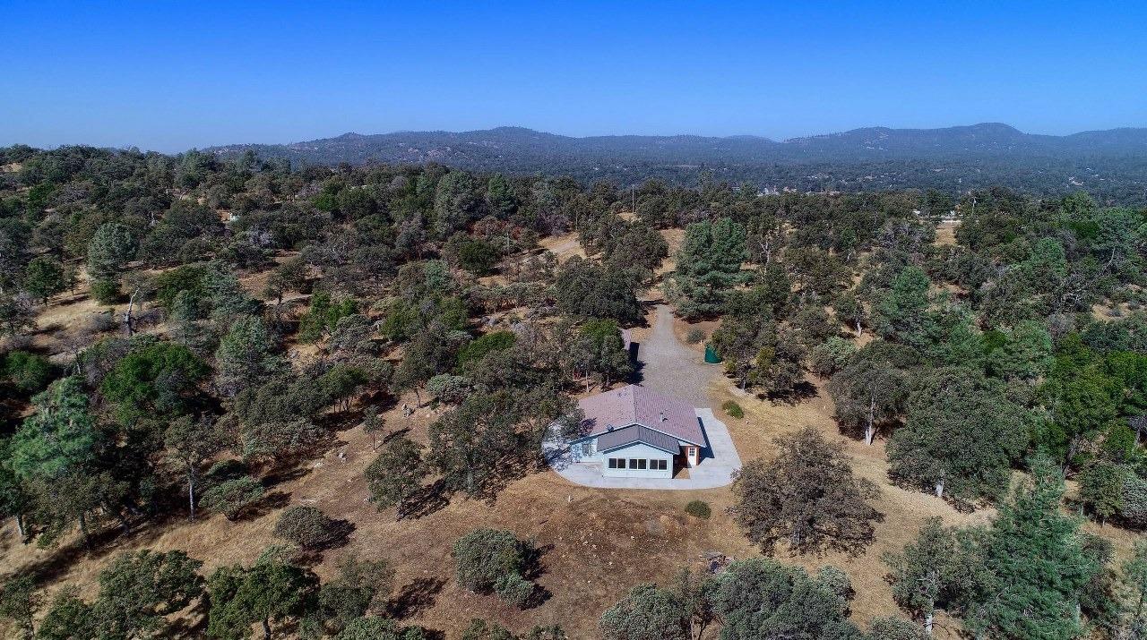 4840 Moonshadow Road Mariposa, CA 95338 - Photo 2 of 48 Gallery Image 2