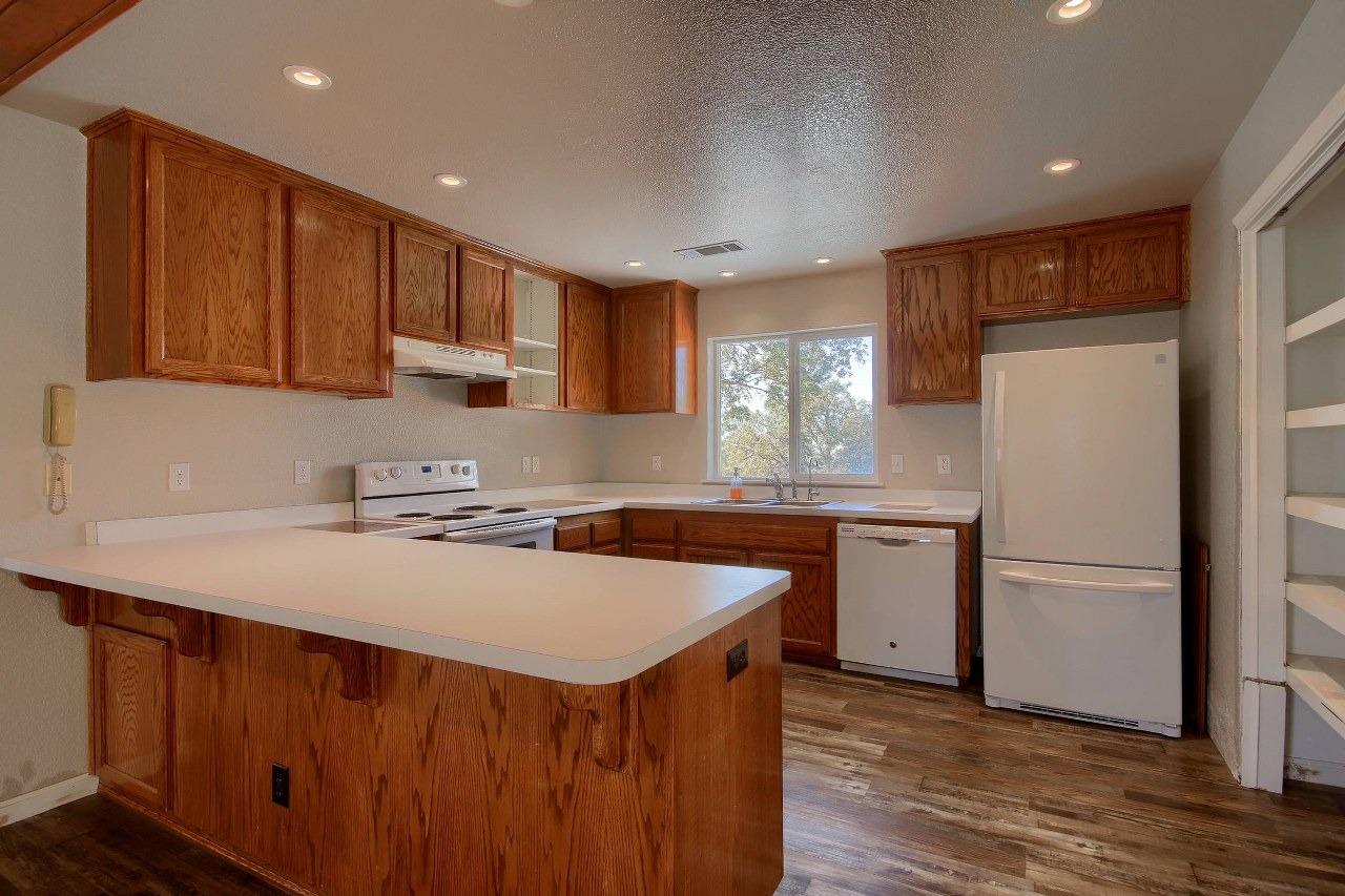 4840 Moonshadow Road Mariposa, CA 95338 - Photo 11 of 48 Gallery Image 11