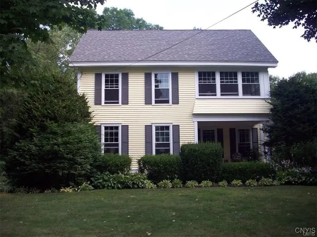 $1,900 | 130 West Remington Street, Rutland, NY 13612