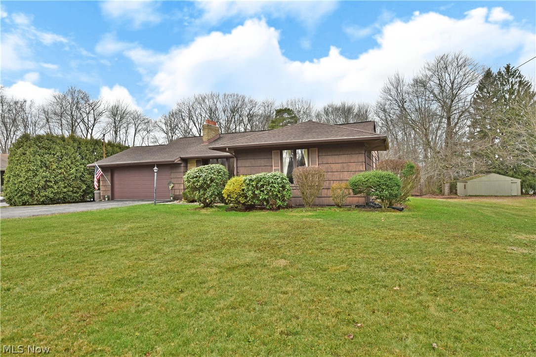 1263 Howland Wilson Road Northeast Warren, OH 44484 - Photo 2 of 34 Gallery Image 2