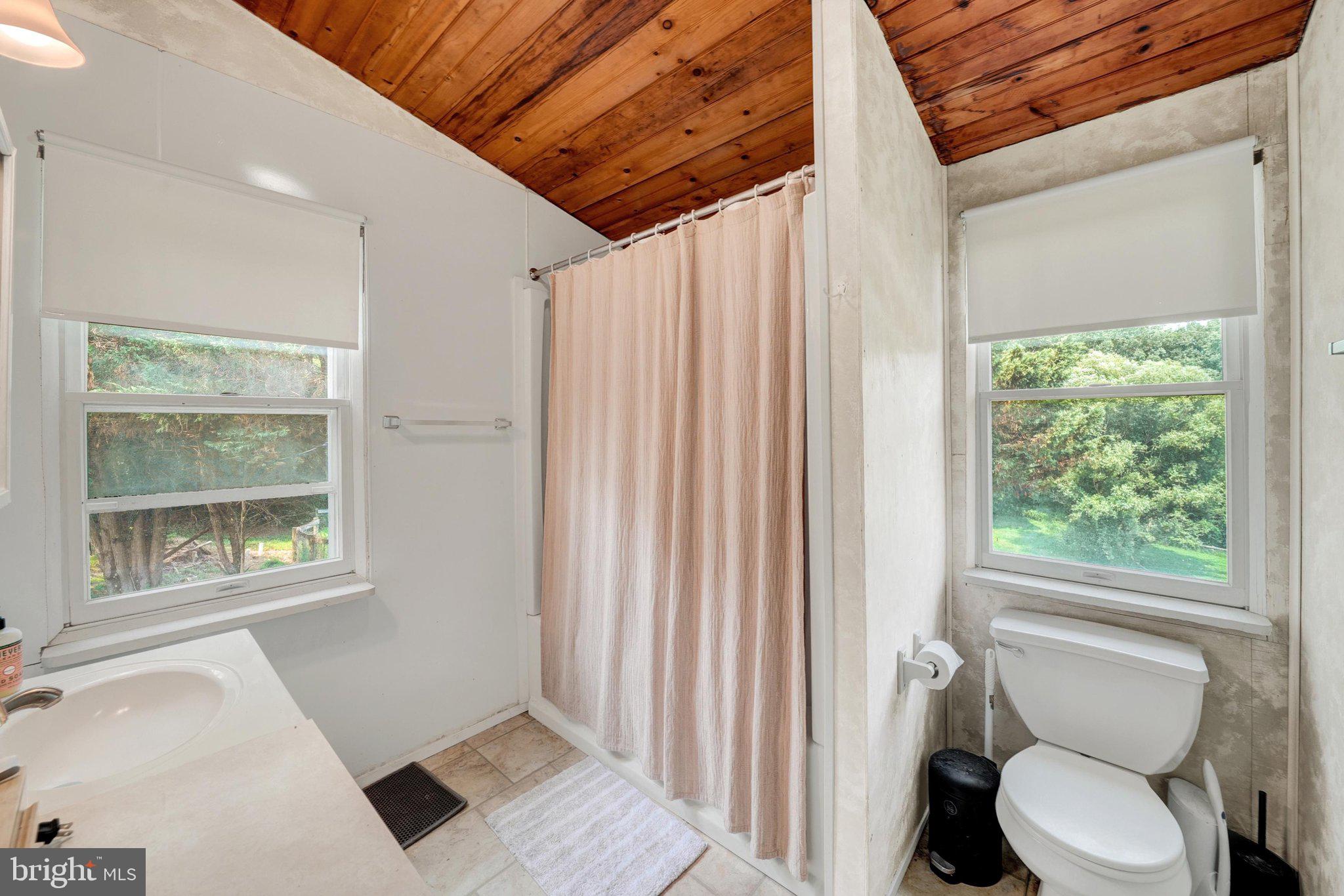298 North Creek Road Landenberg, PA 19350 - Photo 43 of 58 Full Bath