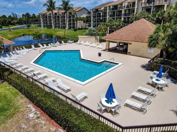 $545,000 | 601 Seafarer Circle, Unit 201, Jupiter, FL 33477