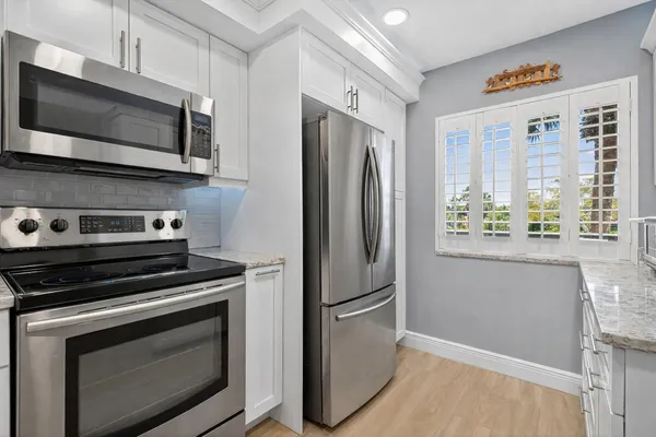 $545,000 | 601 Seafarer Circle, Unit 201, Jupiter, FL 33477