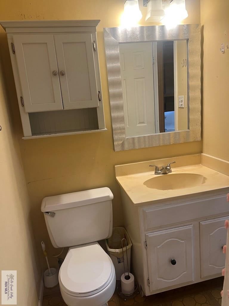 513 Country Club Road, Unit 2 Brownsville, TX 78520 - Photo 16 of 21 Gallery Image 16