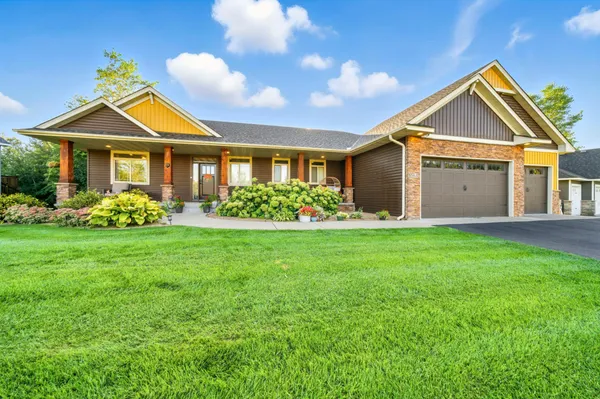 $625,000 | 563 Elins Lake Road, Cambridge, MN 55008