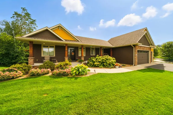 $625,000 | 563 Elins Lake Road, Cambridge, MN 55008