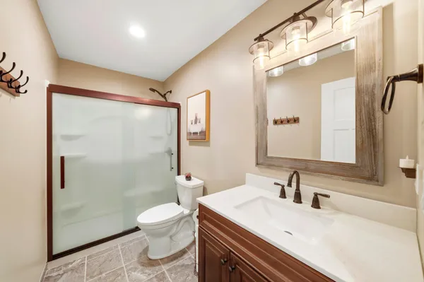 $625,000 | 563 Elins Lake Road, Cambridge, MN 55008