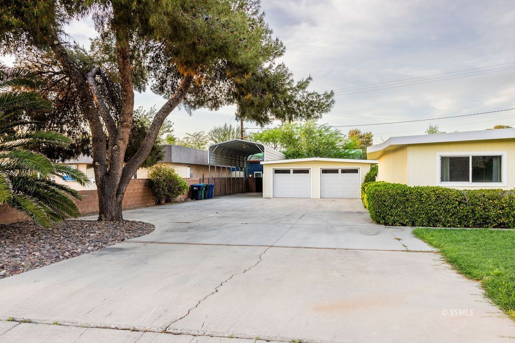 438 West Ward Avenue Ridgecrest, CA 93555 - Photo 6 of 46