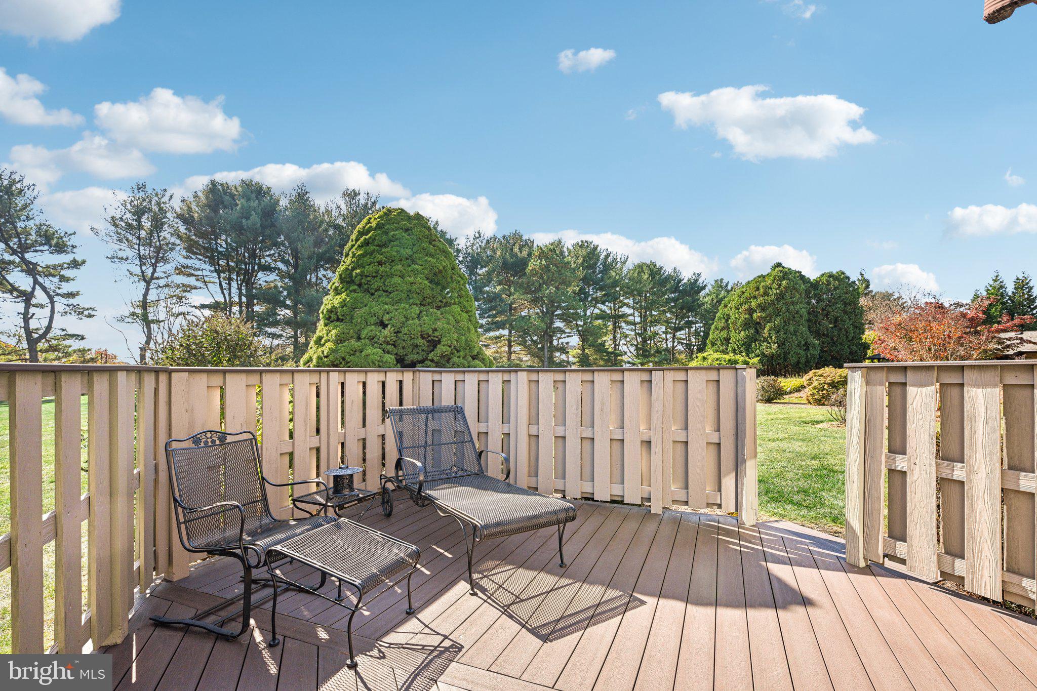 8 Kent Drive Hockessin, DE 19707 - Photo 18 of 62 Deck