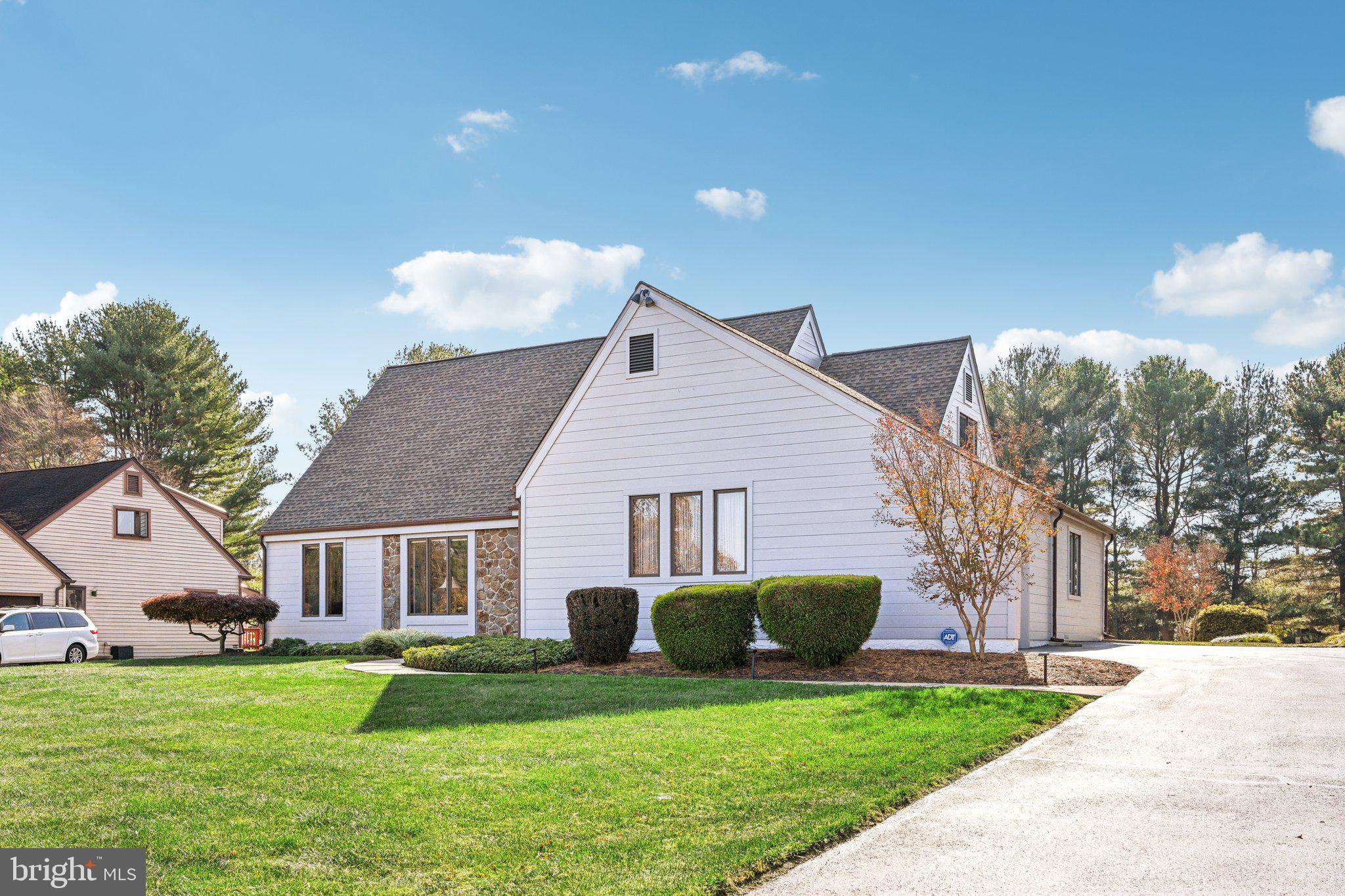 8 Kent Drive Hockessin, DE 19707 - Photo 2 of 62 Exterior Front