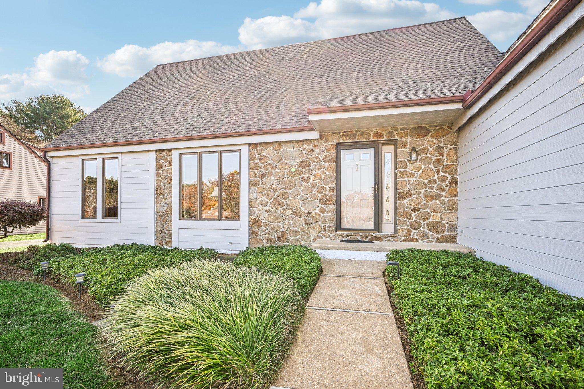 8 Kent Drive Hockessin, DE 19707 - Photo 3 of 62 Exterior Front