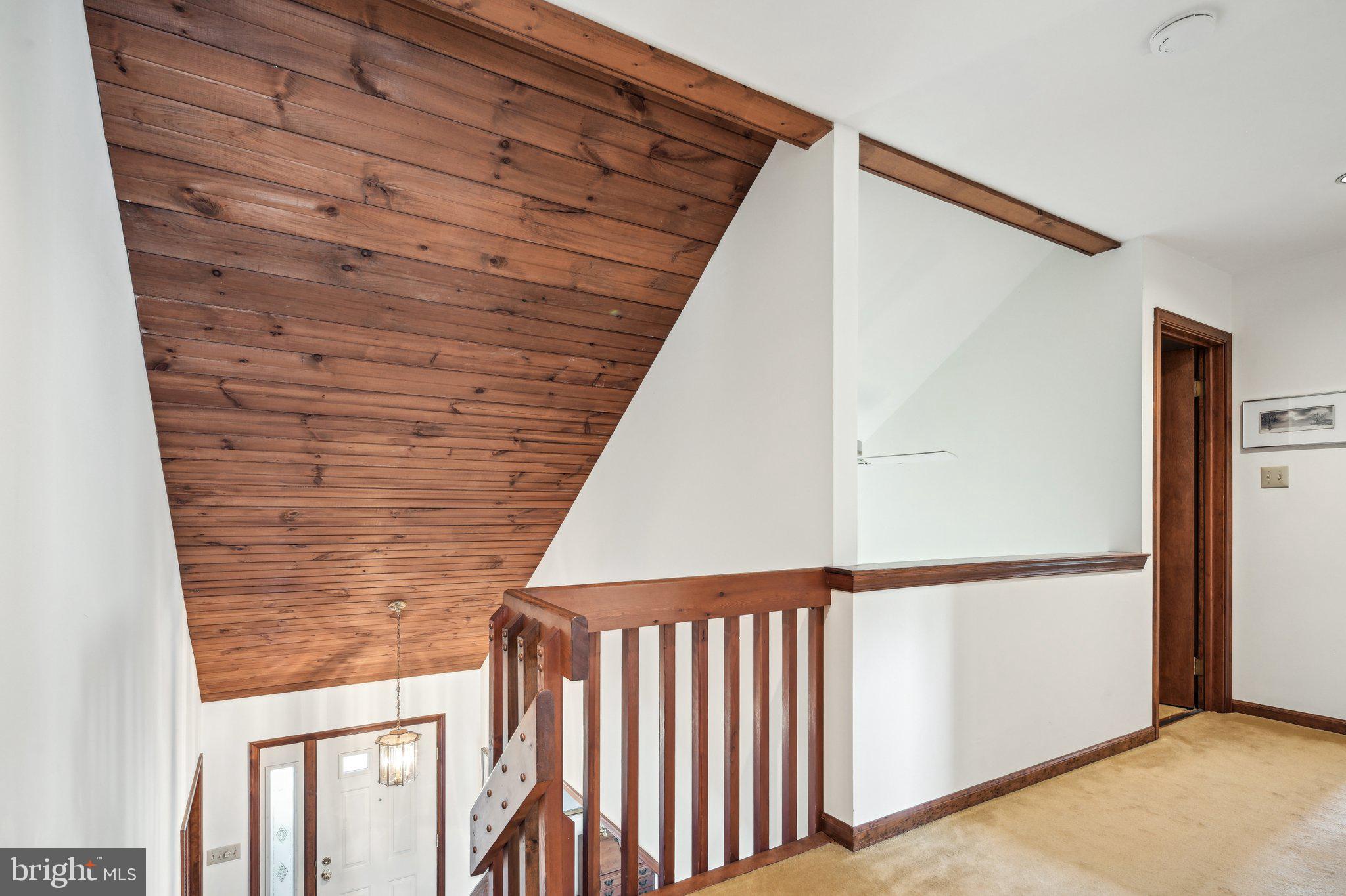 8 Kent Drive Hockessin, DE 19707 - Photo 39 of 62 Upper Level Foyer