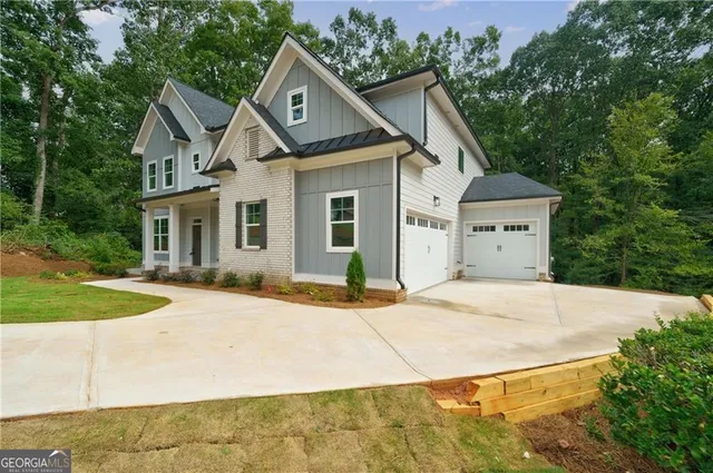 $849,999 | 5775 Meadow Park Court, Jefferson, GA 30549