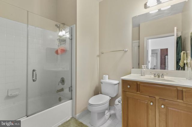 $333,000 | 400 Cameron Station Boulevard, Unit 328, Alexandria, VA 22304