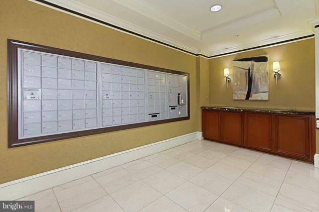 $333,000 | 400 Cameron Station Boulevard, Unit 328, Alexandria, VA 22304