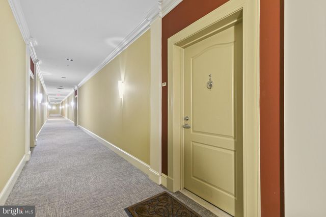 $333,000 | 400 Cameron Station Boulevard, Unit 328, Alexandria, VA 22304