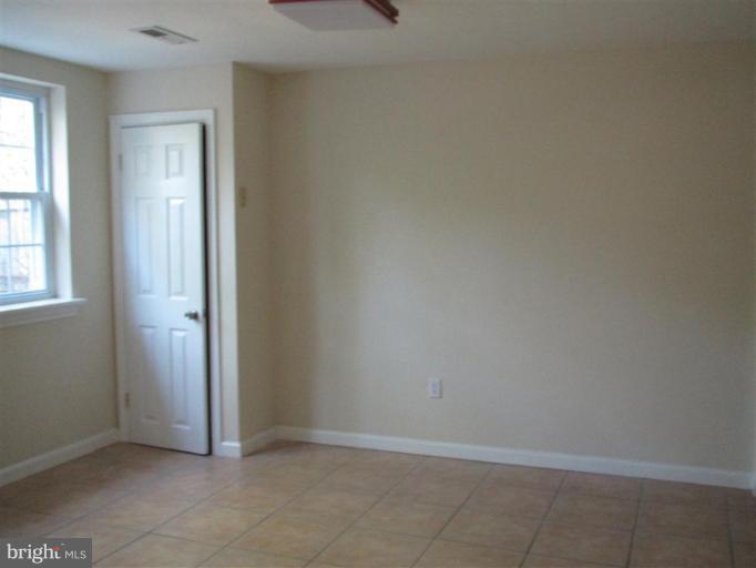 1648 Heathfield Road Baltimore, MD 21239 - Photo 6 of 13 Bedroom