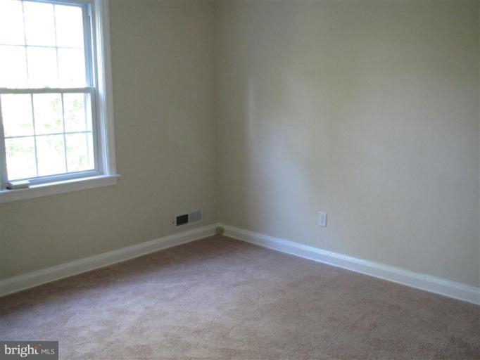 1648 Heathfield Road Baltimore, MD 21239 - Photo 10 of 13 Bedroom