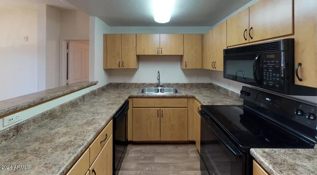 $1,459 | 16682 North West-Point Parkway, Unit 2, Surprise, AZ 85374