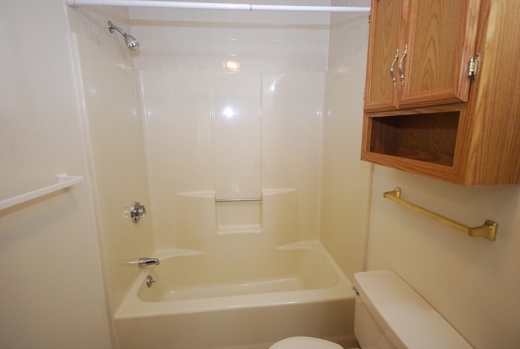 44-46 Middle Street Springfield, MA 01104 - Photo 32 of 42