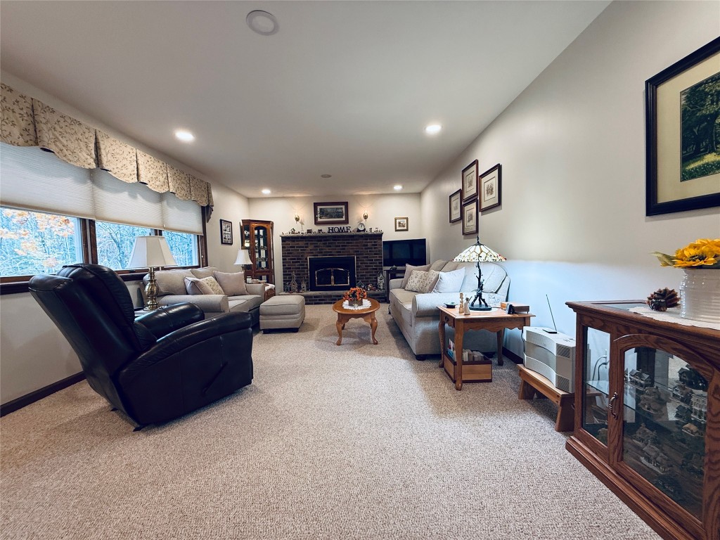 91 Coventry Road Endicott, NY 13760 - Photo 17 of 48