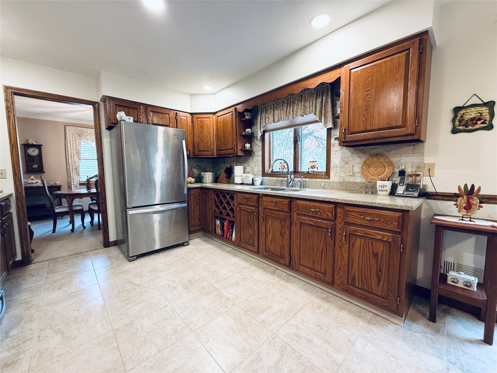 91 Coventry Road Endicott, NY 13760 - Photo 20 of 48