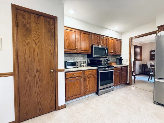 $440,000 | 91 Coventry Road, Endicott, NY 13760