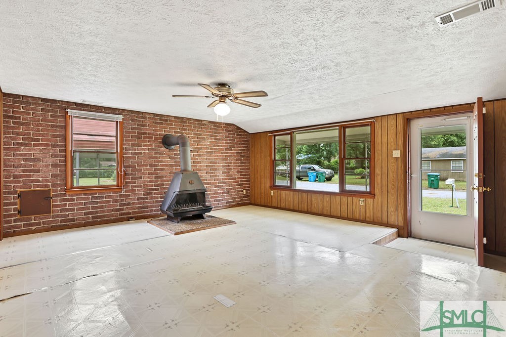 207 3rd Street Rincon, GA 31326 - Photo 3 of 39