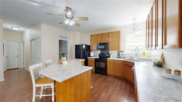 $450,000 | 1012 Crooked Stick Drive, Caseyville, IL 62232