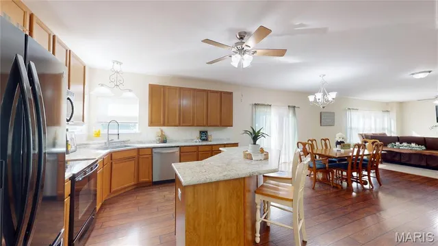 $450,000 | 1012 Crooked Stick Drive, Caseyville, IL 62232