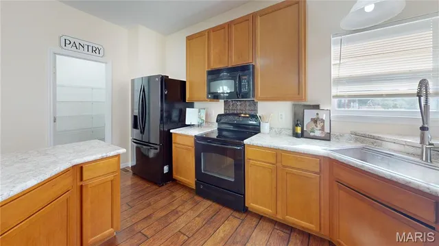 $450,000 | 1012 Crooked Stick Drive, Caseyville, IL 62232