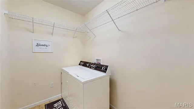 $450,000 | 1012 Crooked Stick Drive, Caseyville, IL 62232