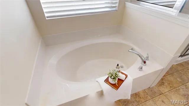 $450,000 | 1012 Crooked Stick Drive, Caseyville, IL 62232