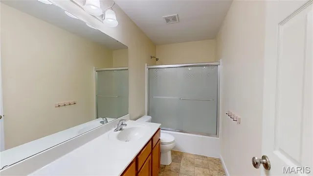 $450,000 | 1012 Crooked Stick Drive, Caseyville, IL 62232