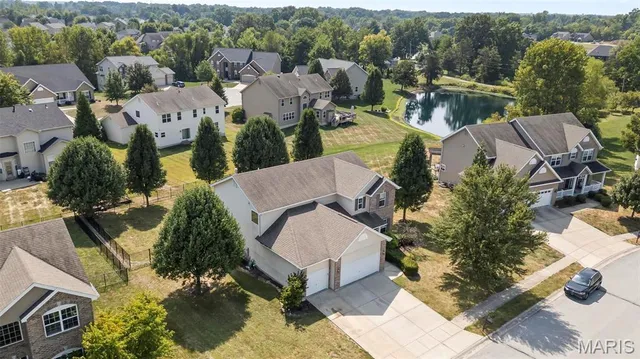 $450,000 | 1012 Crooked Stick Drive, Caseyville, IL 62232