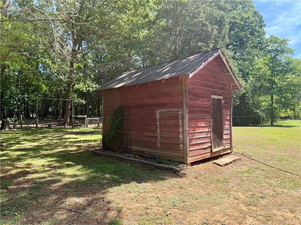 6540 Bringle Ferry Road Salisbury, NC 28146 - Photo 10 of 28
