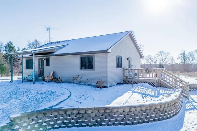 $429,900 | E6741 County Rd X, Weyauwega, WI 54983